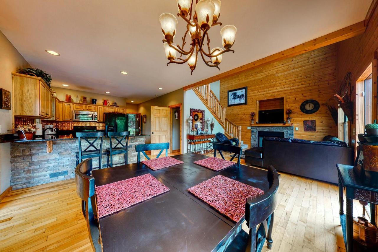 Red Roof Retreat Villa Cleveland Luaran gambar