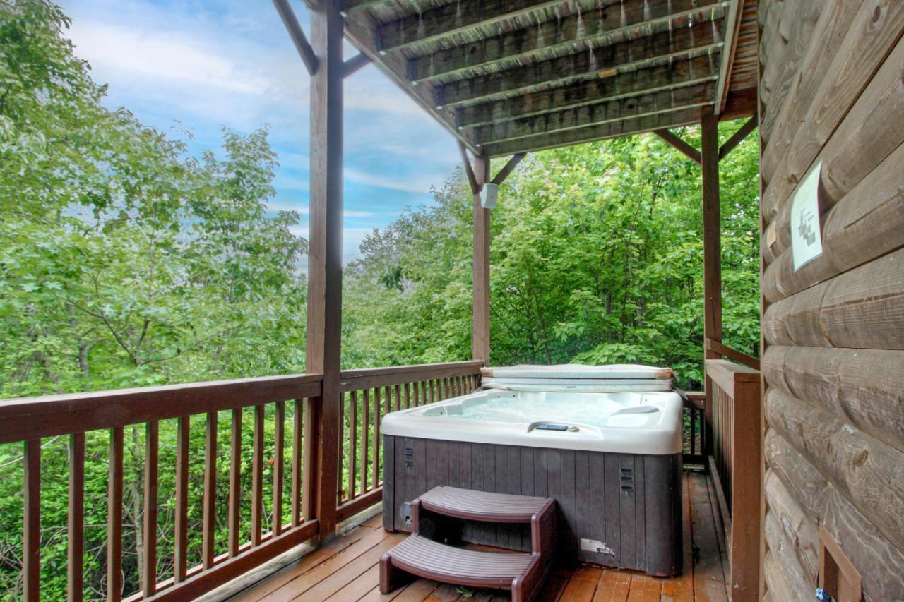 Red Roof Retreat Villa Cleveland Luaran gambar